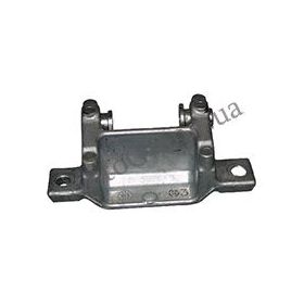 A15-8104021 Кронштейн компрессора кондиционера