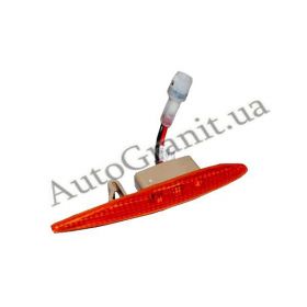 A13-3731010 Поворотник в крыло левый