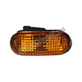 A11-3731010 Поворотник в крыло желтый