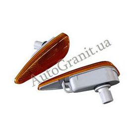 S12-3731010 Поворотник в крыло левый