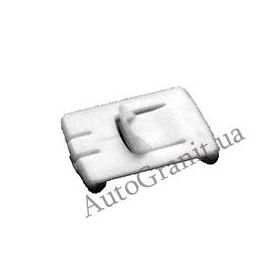 A11-6800019 Клипса переднего сиденья правая