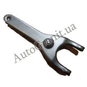 1602011-001 Вилка сцепления