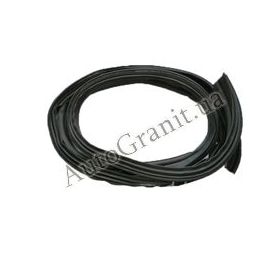 1018004750 Уплотнитель крышки багажника