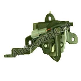 1068002002 Замок капота EC7