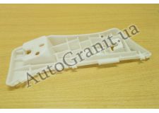 Кронштейн переднего бампера правый EC7 на GEELY EC7/RV7 1068020533