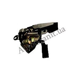 1018005657 Замок капота