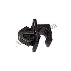 S11-8402261 Клипса упора капота